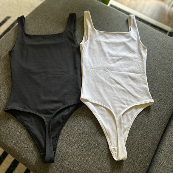 Aritzia Square Neck Bodysuit - Picture 7 of 13